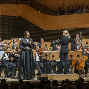 Review: Lise Davidsen’s Strauss LAST SONGS is First in Anyone’s Book, with Ukrain Photo