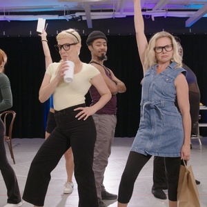 Wake Up With BroadwayWorld October 8, 2025- SIX Celebrates Four Years on Broadway and Photo