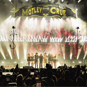 Mötley Crüe Kicks Off 'The Return of the Carnival of Sins' Tour Photo