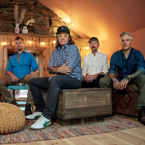 Interview: The Infamous Stringdusters US Tour Comes to NYC's Bowery Ballroom