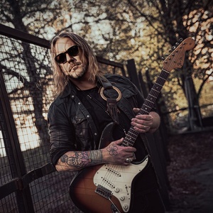 Devon Allman to Kick Off 20 Years Strong Tour This August Photo