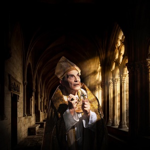 Full Cast Set for MURDER IN THE CATHEDRAL at Orange Tree Theatre Photo