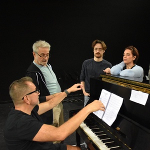 Interview: Director Barry Pearl of I LOVE YOU, YOU'RE PERFECT, NOW CHANGE Photo