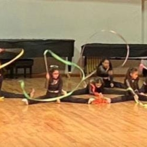 La Escuela De Iniciación Artística 1 Invita A Sus Prácticas Escénicas En El Centro…