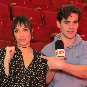 TV: Jugamos a ¿Quién es más probable que… con los protas de CABARET Photo