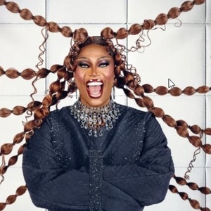 Interview: Sapphira Cristál of ONE SLUE OVER THE CUCKCOO'S NEST at PUNCHLINE HOUSTON Photo