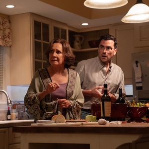 Video/Photos: Dan Levy, Laurie Metcalf in BIG MISTAKES Series Photo