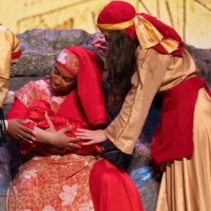 Review: CALL FORTH A WOMAN at The Shubert, New Haven Photo