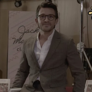 Video: Jonathan Bailey Joins Season Three of HEARTSTOPPER