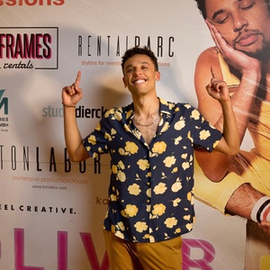 Review: OLIVER EDWARD IN CONCERT- THE LOOM SESSION at Duckland Hamburg