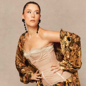 Jessie Ware Unveils 'The Superbloom Tour' Across North America and Europe Photo