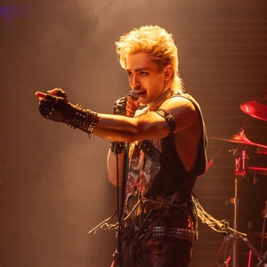 Wake Up With BroadwayWorld April 27, 2026- New Photos of THE LOST BOYS and More Photo
