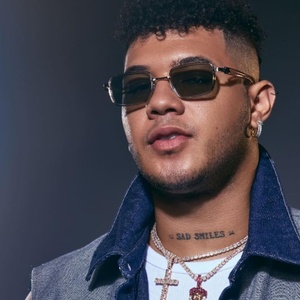 PARIS Earns BOZA a Premios Juventud 2026 Nomination With SECH