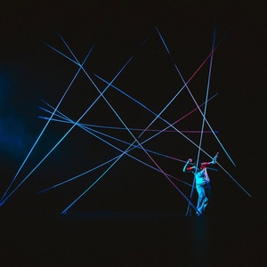 Review: Verb Theatre&rsquo;s THE STARLING EFFECT exposes the science of self-preservation Photo