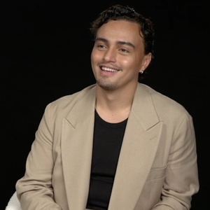 Video: Tonatiuh Is Fulfilling Musical Theater Dreams in KISS OF THE SPIDER WOMAN Photo