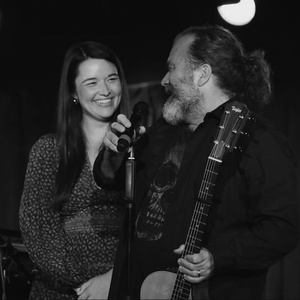 Jonathan Dinklage and Kailee Graham Join MOMS NIGHT OUT at The Green Room 42 Photo