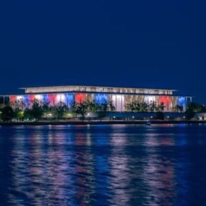 Kennedy Center Whistleblowers Claim Trump 'Didn’t Like' Color of Old Bathroom, Deta Photo