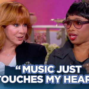 Reba McEntire Spills Secrets From THE VOICE With Jennifer Hudson Photo