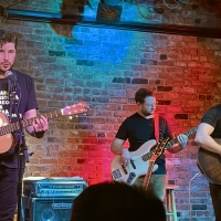 BWW Review: OLD SOULS: Jared Chinnock & Evan Buckley Harris Find Their Voice at The…