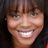 Interview: Lyric Lewis Attending to LARRY GROUNDLINGS DDS, Her New Projects & Mom-ing Photo