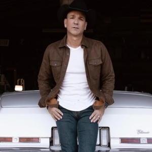 Craig Campbell To Debut New Song 'Stick To Our Guns' on Saturday Photo