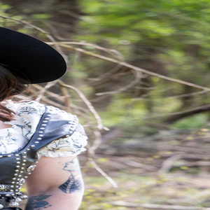 INDIA RAMEY to Add Solo Shows, Dale Watson Dates to Villain Era Tour Photo