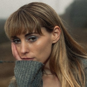 SASHA ALEX SLOAN Unveils New Single 'Highlights'
