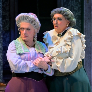 Review: ARSENIC AND OLD LACE at Center Rep