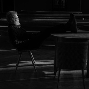 ONCE Writer Glen Hansard Unveils Release Date for Volume 2 of New Live Album Photo
