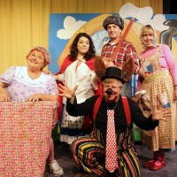 LITTLE RED RIDING HOOD in Spanish and English Comes to Theatre West Photo
