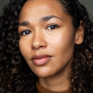 Evelyn Miller, Louis Cunningham, & More Join GOD OF WAR Series Photo