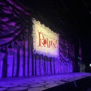 Review: SOMETHING ROTTEN! at Court Theatre