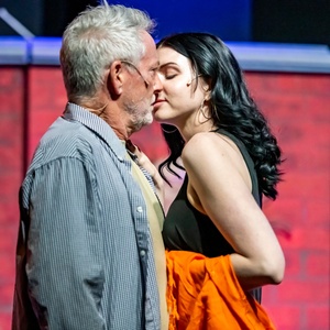 Review: METEOR SHOWER at Desert Ensemble Theatre Photo