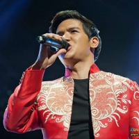 Gerald Santos to Hold Christmas Concert for OFWS Photo