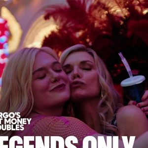 Elle Fanning, Michelle Pfeiffer Talk MARGO'S GOT MONEY TROUBLES Family Dynamic Photo