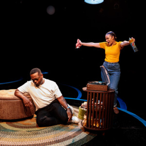Review: Gloucester Stage's MOON MAN WALK Shows Gravitational Pull of Grief