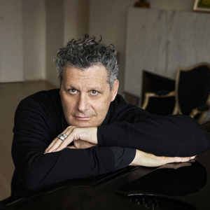 Isaac Mizrahi to Perform Concert at Kean University This Spring Video