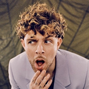 Tom Grennan Releases New Single 'How Does It Feel' Photo