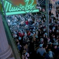 VIDEO: Watch DEAR EVAN HANSEN Fans Flood the Streets on Reopening Night! Video
