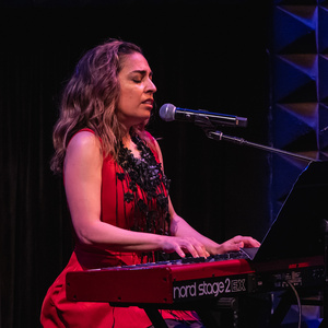 Rona Siddiqui Will Return to Hermitage Beach for Songwriting Program Photo