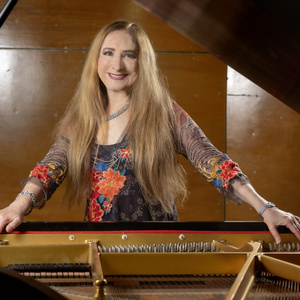 Judith Lynn Stillman & Friends To Present WINTERLUDES At Reid Castle Photo