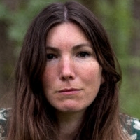Anna Tivel Shares 'Outsiders' B-Side Single 'American Novella'