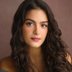 Interview: 'You Literally Feel Like You're In The Movie!': Stephanie Costi on Reprisi Photo