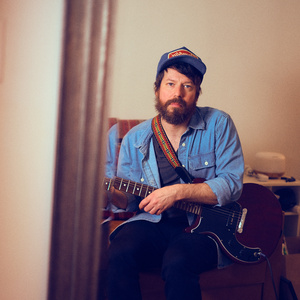 Interview: John Gallagher Jr. Explores Digital Anxiety and Modern Bewilderment in New Photo