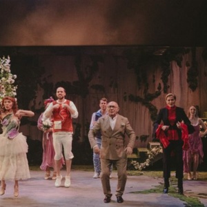 LOS LOCOS DE VALENCIA llega a los Teatros del Canal bajo la dirección de Pepa Pedroc Photo