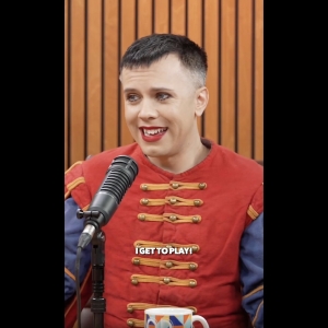 Video: Amy Poehler and Cole Escola Share Theatre Banter Photo