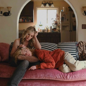 Photos: First-Look at Elle Fanning in Apple Series MARGO'S GOT MONEY TROUBLES