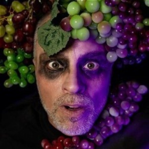 EDINBURGH 2026: Review: PLANET OF THE GRAPES – AN EPIC, TABLETOP, SCI-FI ADVENTURE!, Below, Pleasance Courtyard