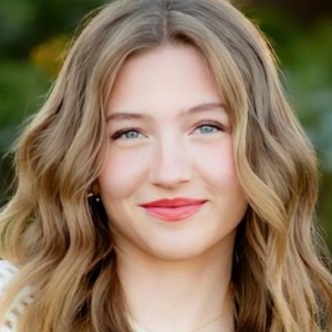 Meet the Next On Stage Finalists: Emersyn Hunt