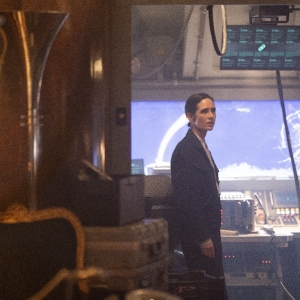 Video: Sneak Peek of Daveed Diggs and Jennifer Connelly in the SNOWPIERCER Finale Photo